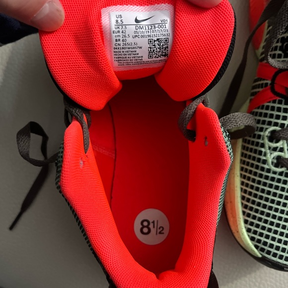 NWOB - Nike LeBron Witness 7 Low Top Basketball Shoes - US Size 8.5 - Picture 7 of 7